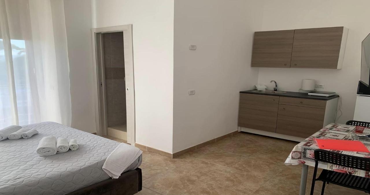 Miris Home Fast And Comfortable With Self Check In 8 Minutes Walk Near Naples Airport Exterior foto